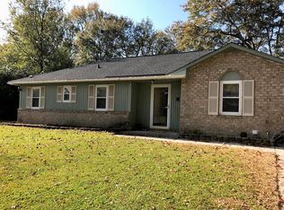 9 Crystal Springs Dr, Goose Creek, SC 29445
