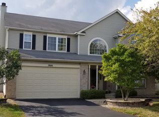 1900 Shoreline Ct, Romeoville, IL 60446