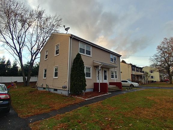 113 Dirienzo Heights - East Derby

Rental is on Left-Hand Side. Owner is on the Right-Hand Side.

Private, Off-Street Parking for Two Vehicles.