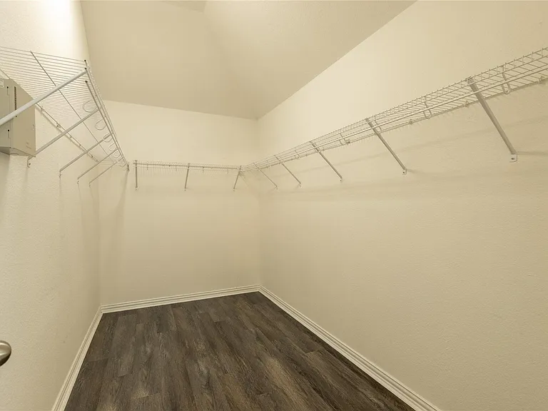 23611 Starbridge Lake Ln — Photo 14
