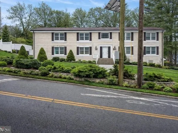 72 Francisco Ave, Little Falls Twp., NJ 07424