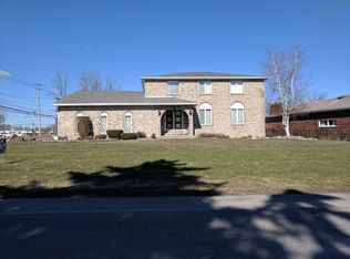 8830 Disney Dr, Niagara Falls, NY 14304