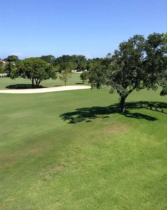 1st image of 18439 Se Wood Haven Lane #Pinehurstm