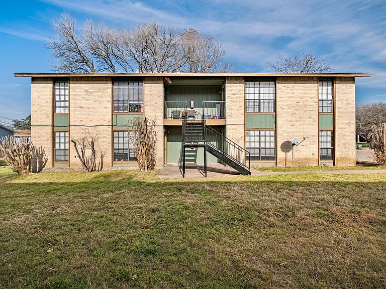 301 Craddock Ave #C — Photo 1