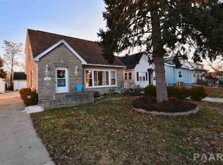 2408 W Rohmann Ave, Peoria, IL 61604