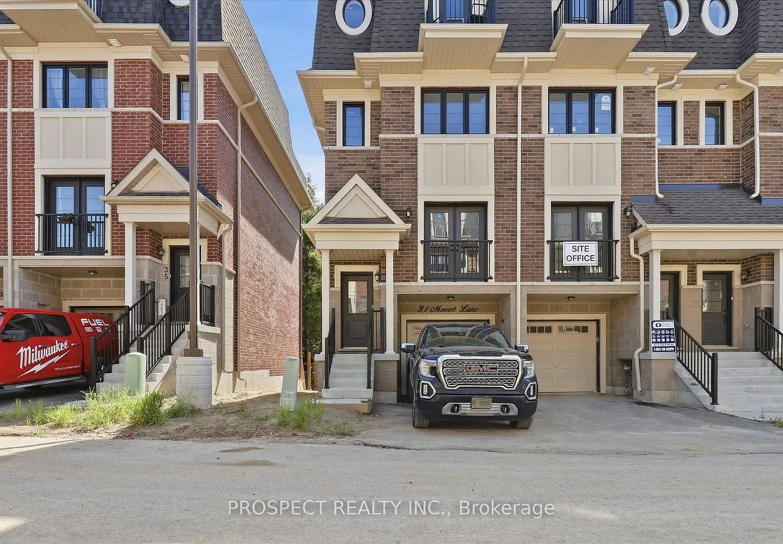 3 bed, $2,950 — Photo 1