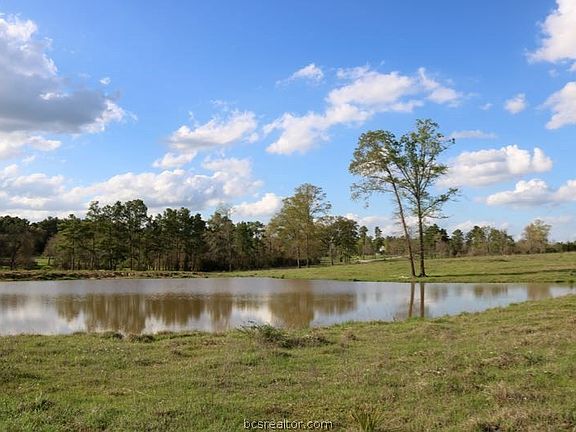 4th image of County Road 206