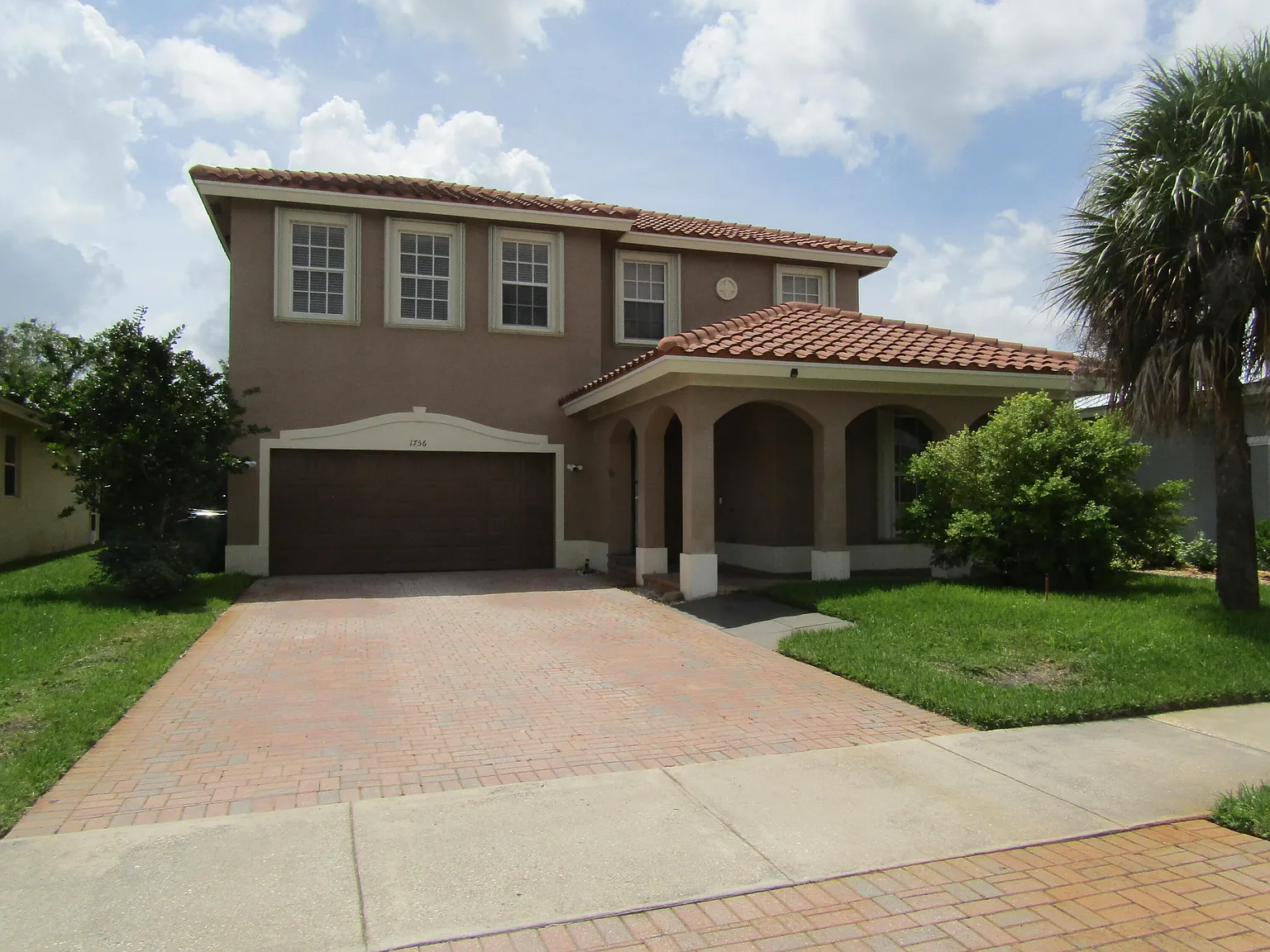 4 bed, 3.0 bath, 2596 sqft, $2,950 — Photo 2