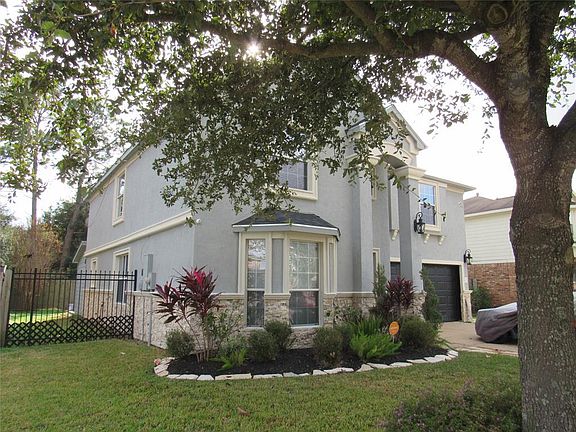 3rd image of 7822 Tamora Ln