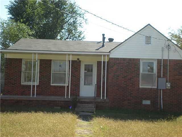 1st image of 4012 Lawn Dr