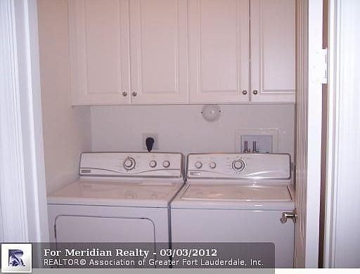5th image of 6983 Lakeside Cir N #224-2