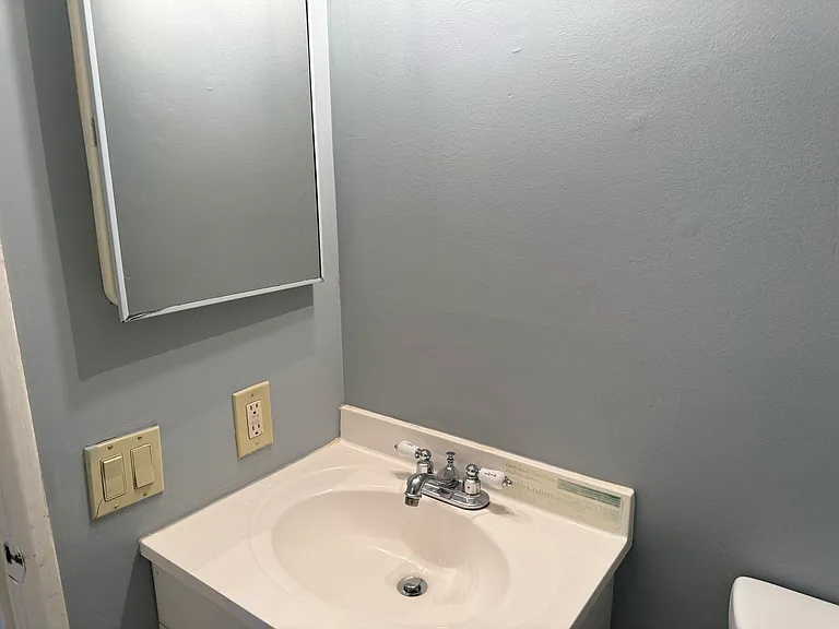 10427 Briarbend Dr #8 — Photo 8