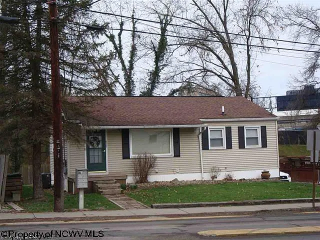 825 & 835 Willowdale Rd photo 1