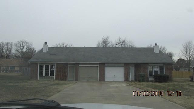1st image of 1100 S 25th Pl