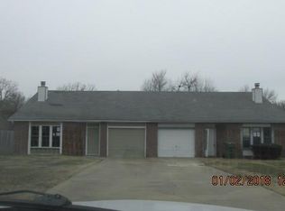 1100 S 25th Pl, Rogers, AR 72758