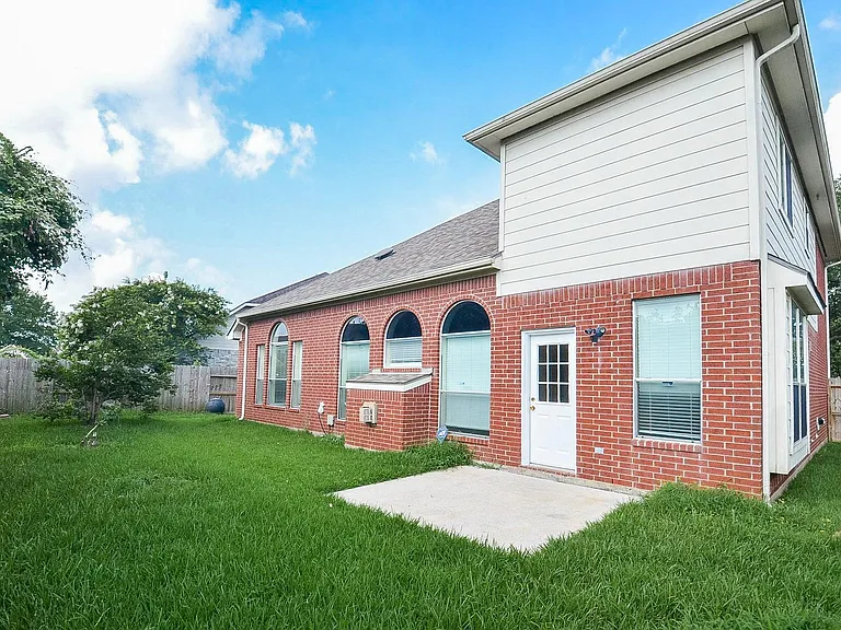 2715 Sunnycreek Ln — Photo 20