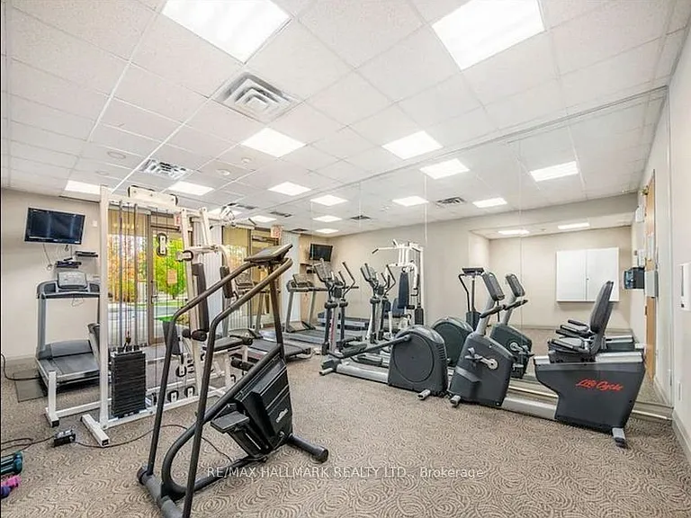 9 Northern Heights Dr #702 — Photo 13