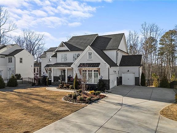 2nd image of 3528 N Bogan Rd