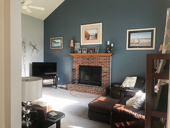 3rd image of 41545 Oxen Ct