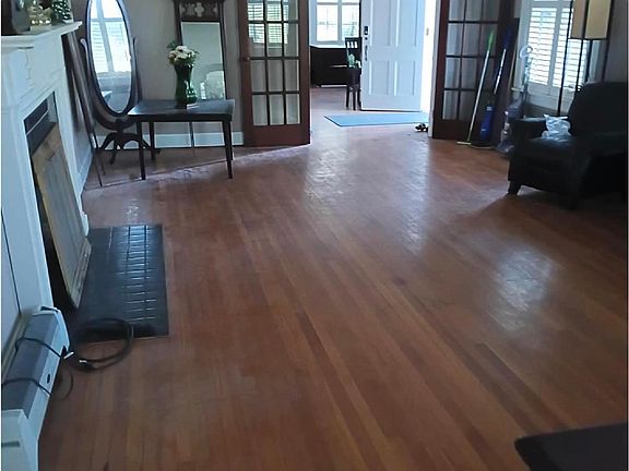 2nd image of 625 Broad St NW