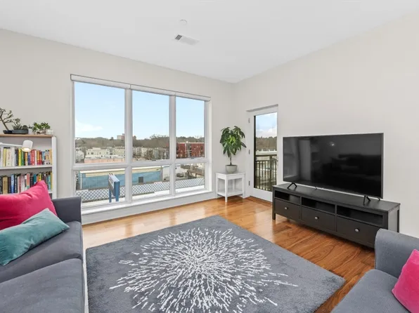 3531 Washington St #417, Boston, MA 02130