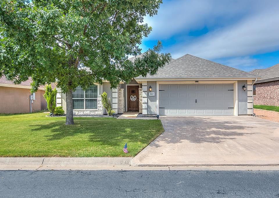 1st image of 3937 Blair Ln