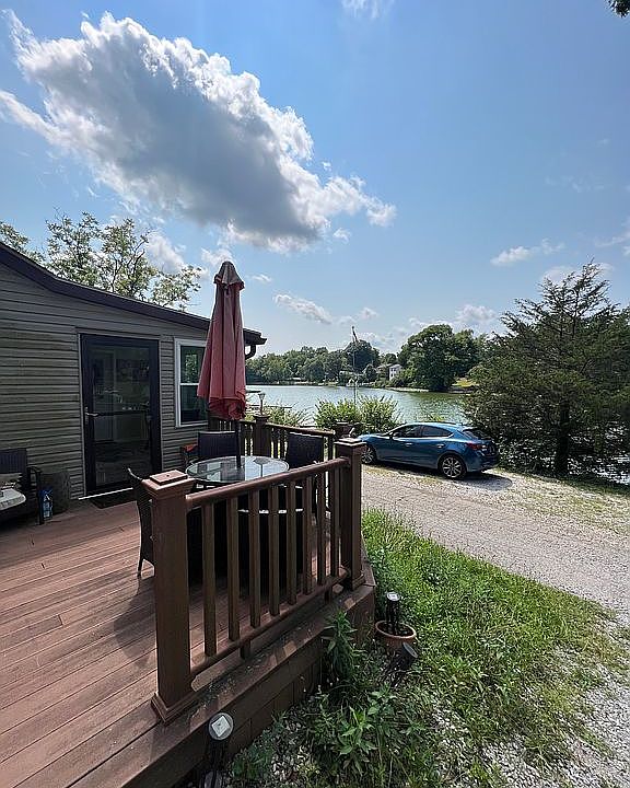 1st image of 27 Boone Lake Cir