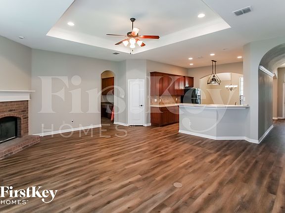 3rd image of 5829 Nathaniel Dr