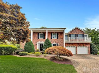 8 Libby Dr, Monmouth Junction, NJ 08852