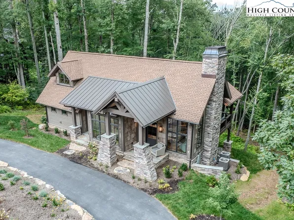 929 Sweetgrass Drive, Blowing Rock, NC 28605