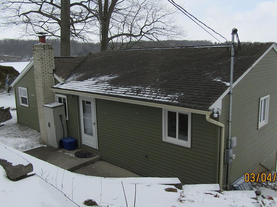 1st image of 304 Carpenter Dr