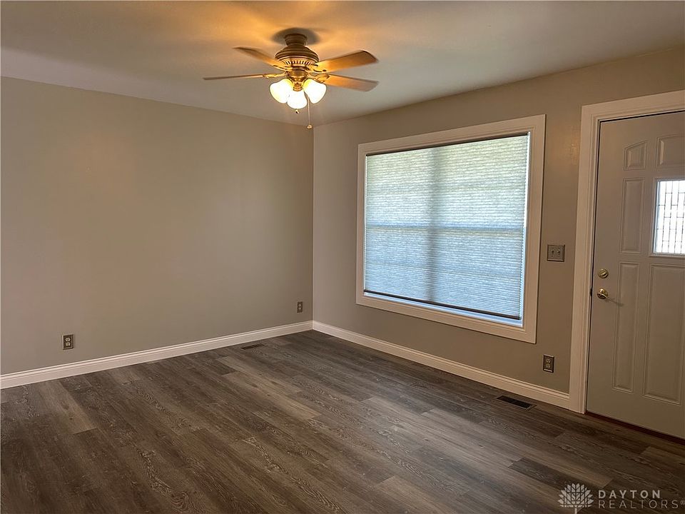 2nd image of 904 McAdams Dr
