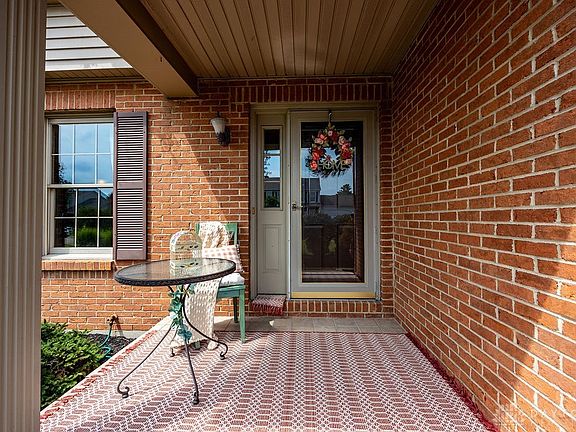 2nd image of 700 Heritage Dr