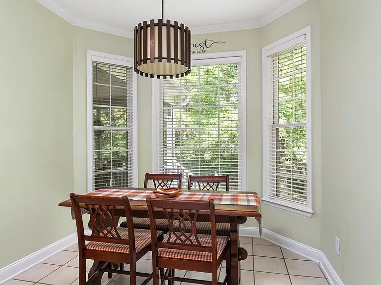 2828 Waterpointe Cir — Photo 15