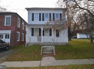 82 Penn St, Lenhartsville, PA 19534