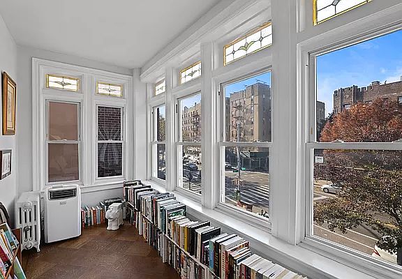 3rd image of 8419 Fort Hamilton Pkwy #1