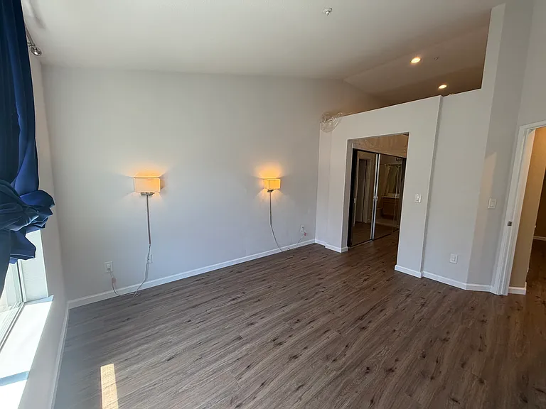 5740 Caprice Cmn — Photo 16