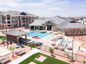The Woodford on Mockingbird