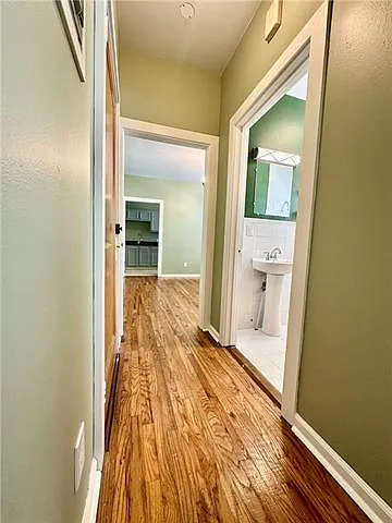 9 Fontainebleau Dr #D — Photo 9