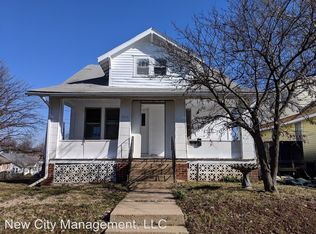 300 E South Ave, Independence, MO 64050