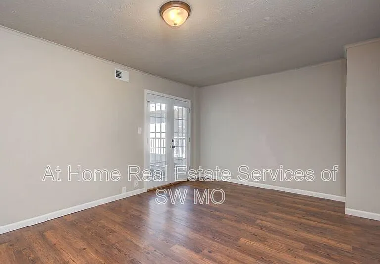 930 S Campbell P5 Plz #5 — Photo 5