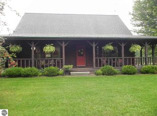 6410 S Lapearl Rd, Mt Pleasant, MI 48858