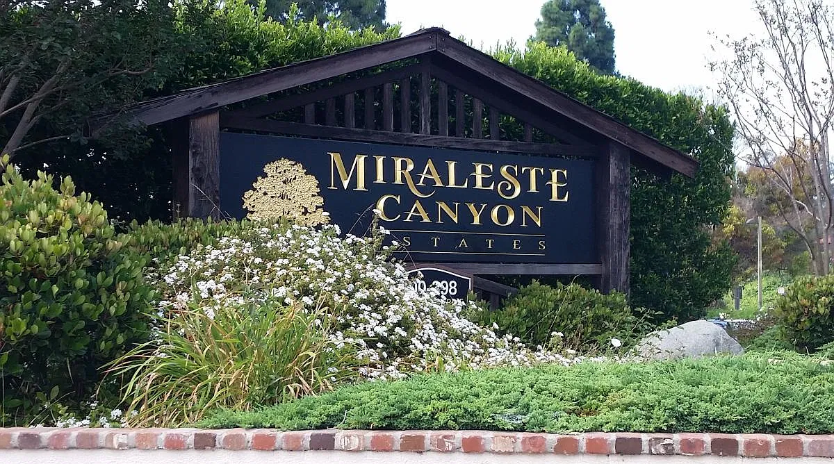 2 bed, 2.5 bath, 1150 sqft, $2,800 — Photo 1