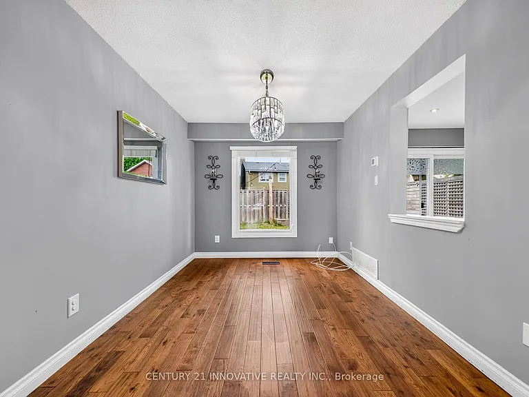 154 Fanshawe Dr — Photo 11