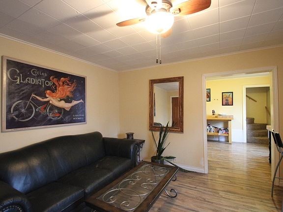 4th image of 3107 NE Petticoat Ln