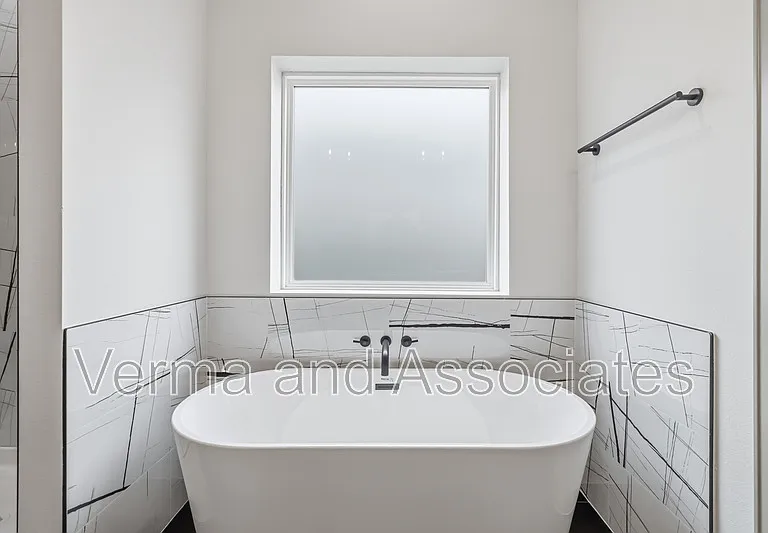 930 Trestle Ln — Photo 12