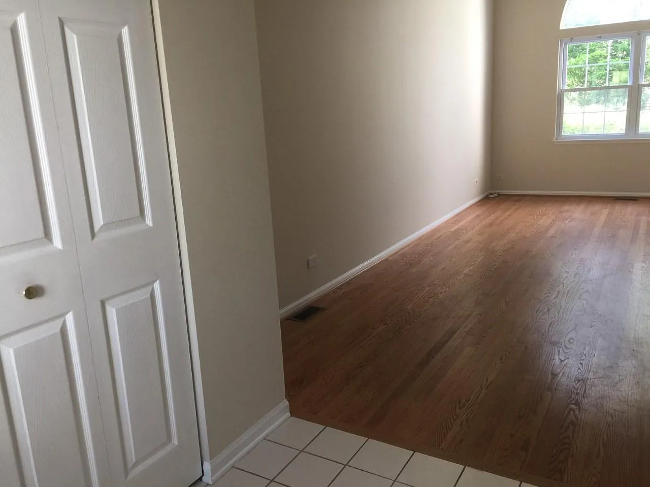 3 bed, 1800 sqft, $3,200 — Photo 4