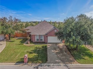 1411 Stonebridge Ct, College Station, TX 77845