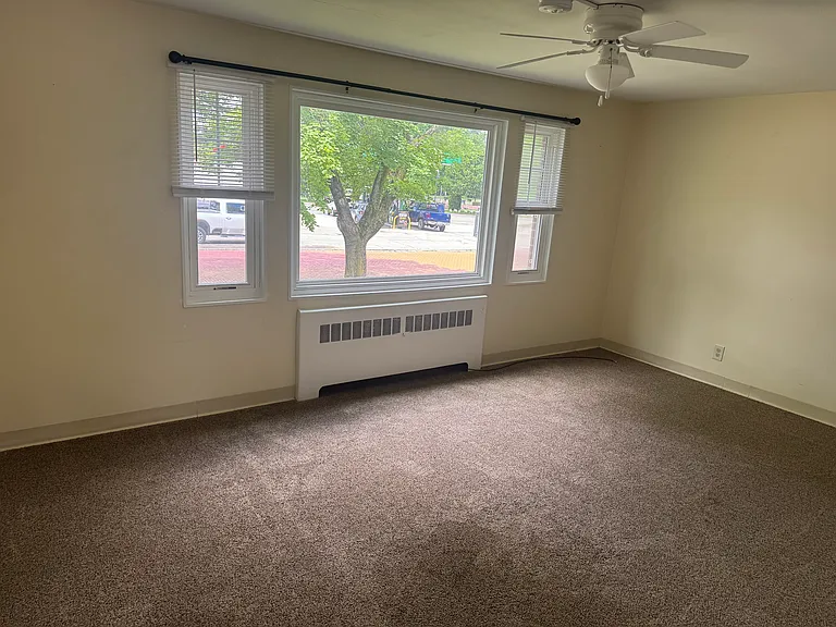 1619 W 3rd St #33 — Photo 5