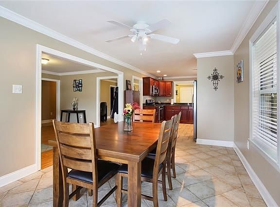 4th image of 3520 Decomine Dr